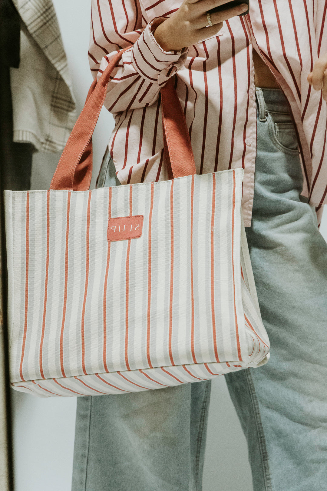 Versa Bag - Ruby